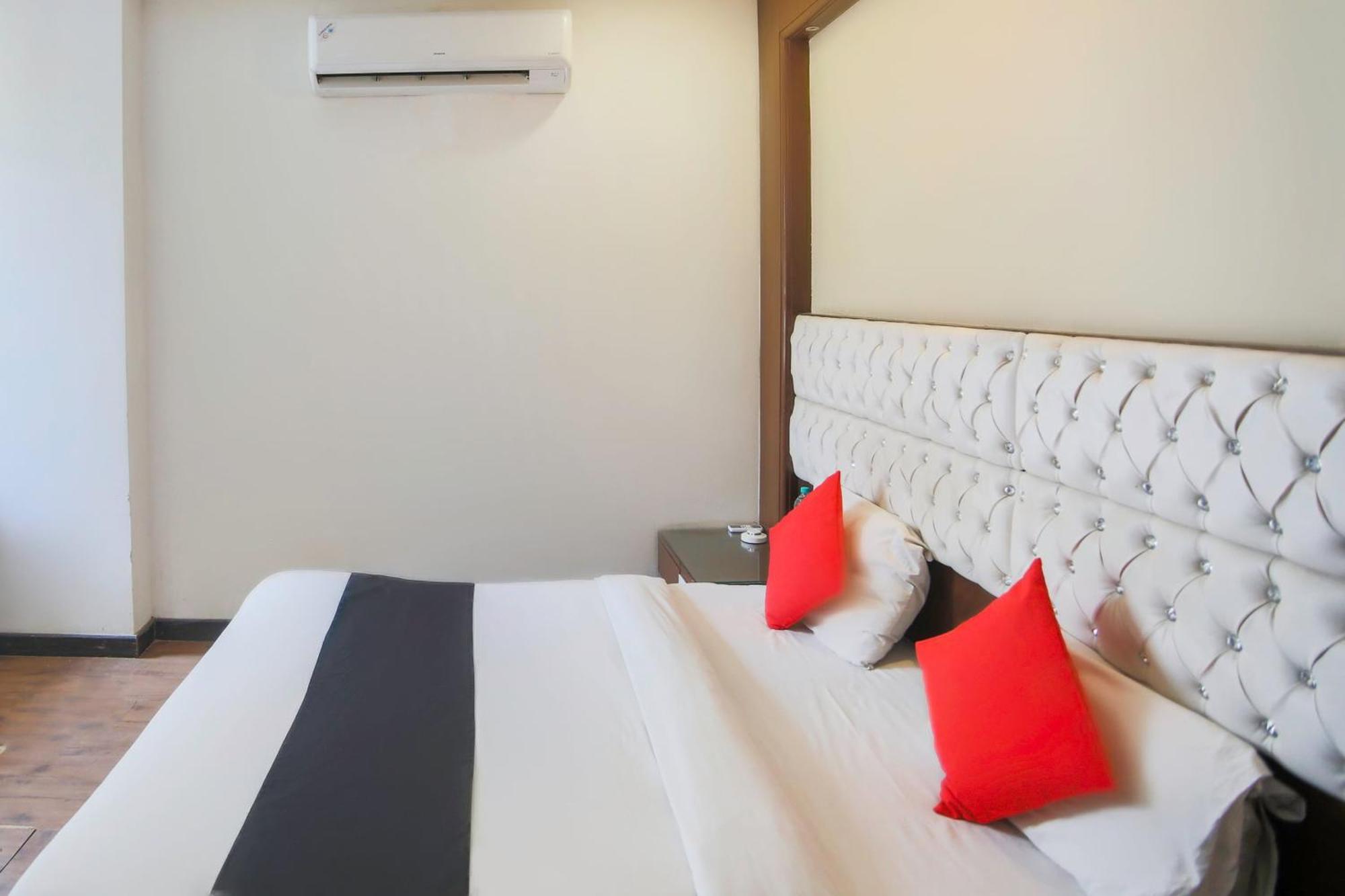 Hotel O Parktel Indirapuram Ngoại thất bức ảnh