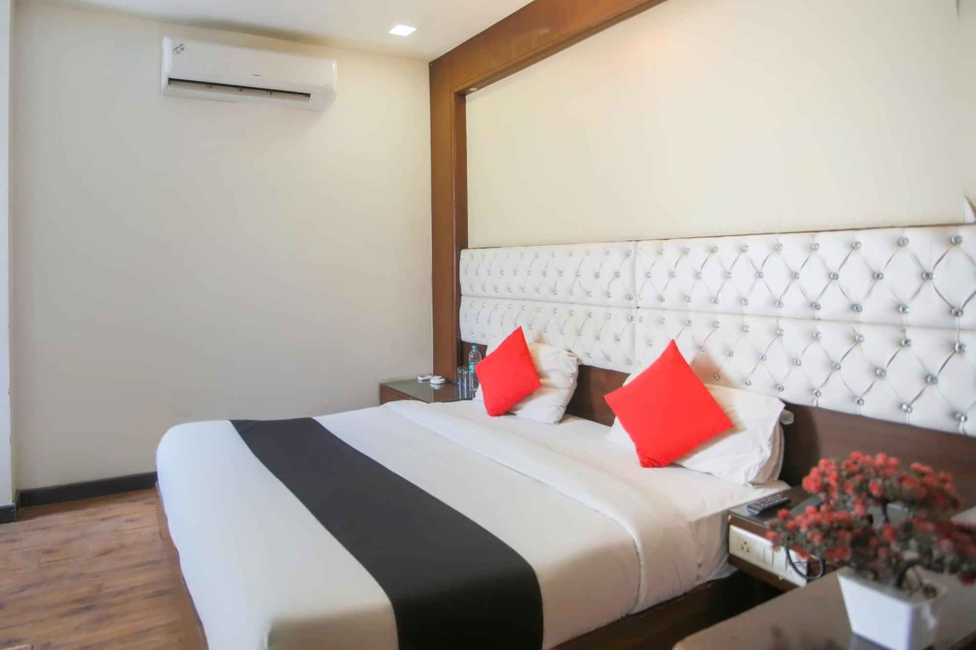 Hotel O Parktel Indirapuram Ngoại thất bức ảnh