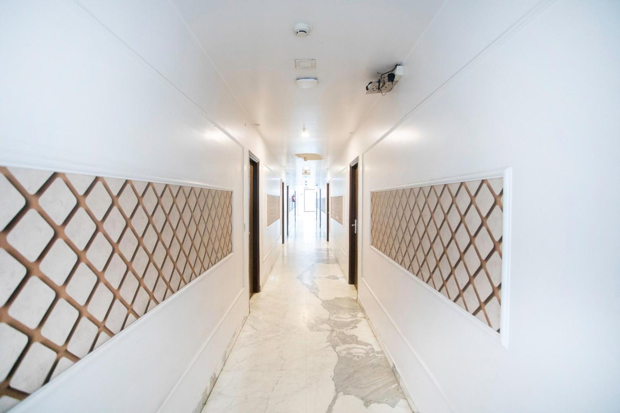 Hotel O Parktel Indirapuram Ngoại thất bức ảnh